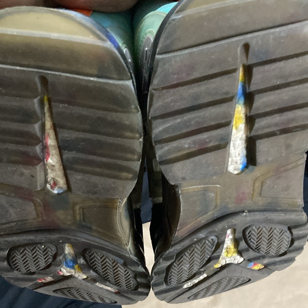 Used sneakers - Picture 5 of 6